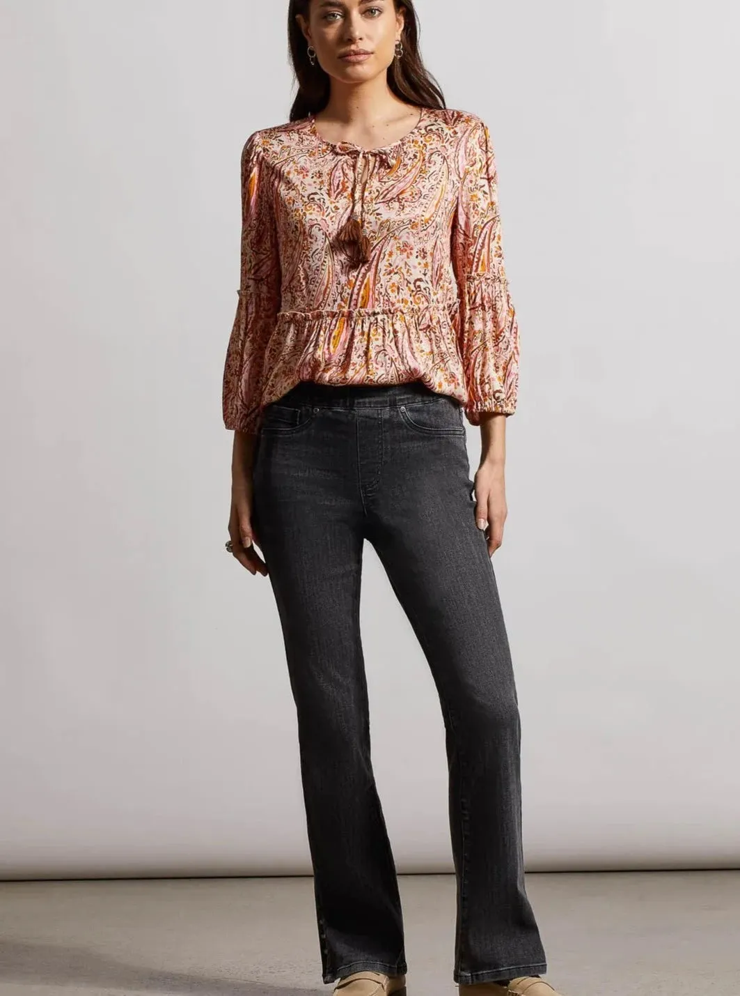 Audrey Pull On Micro Flare Jeans [Stone Black-7863O]
