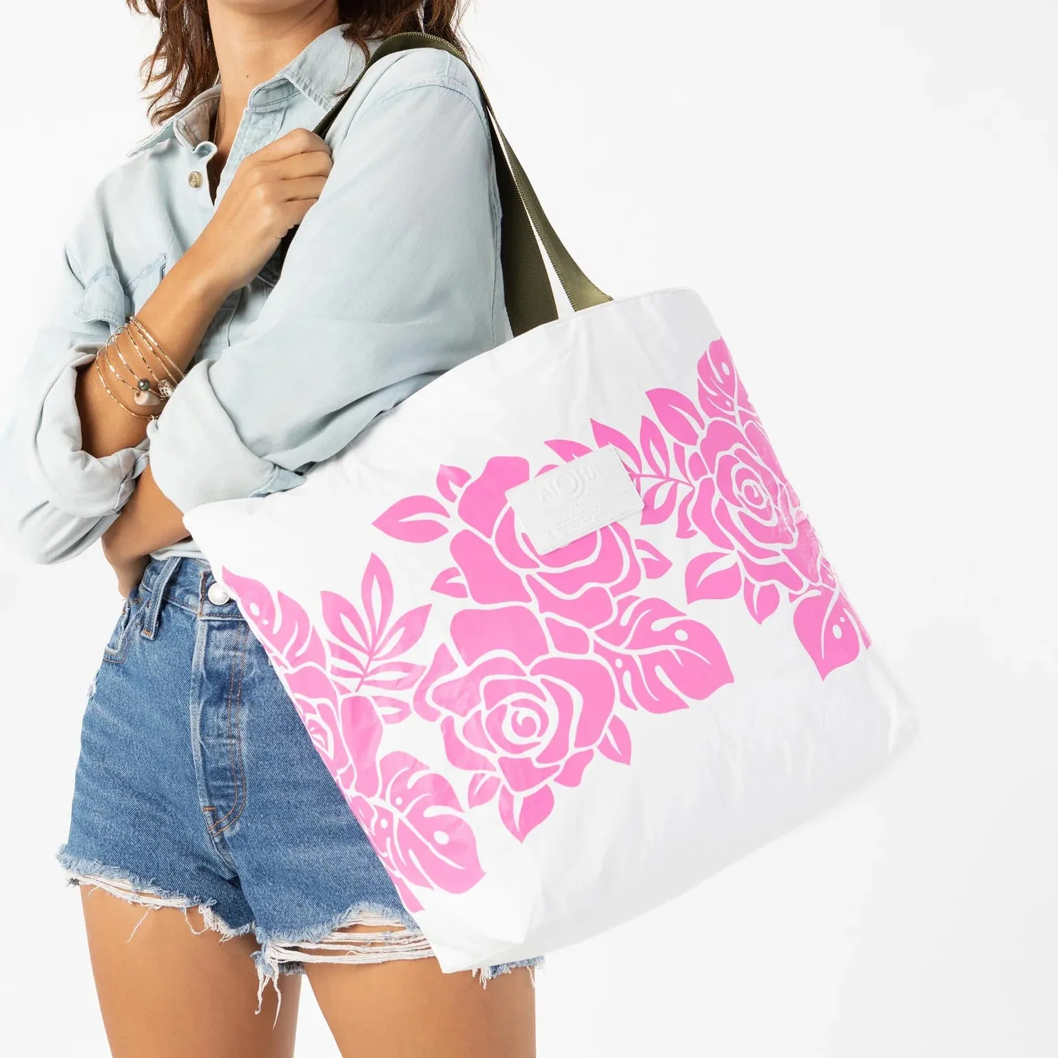 Maui Lokelani Rose Day Tripper Tote