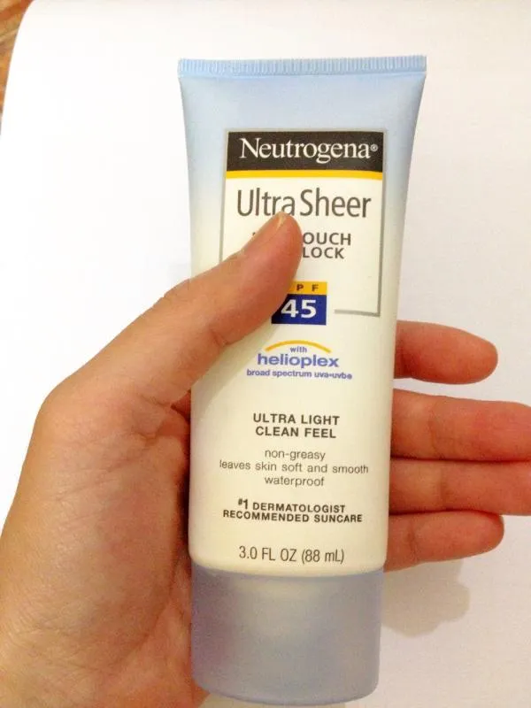 Neutrogena Ultra Sheer Dry-Touch Sunscreen SPF 45