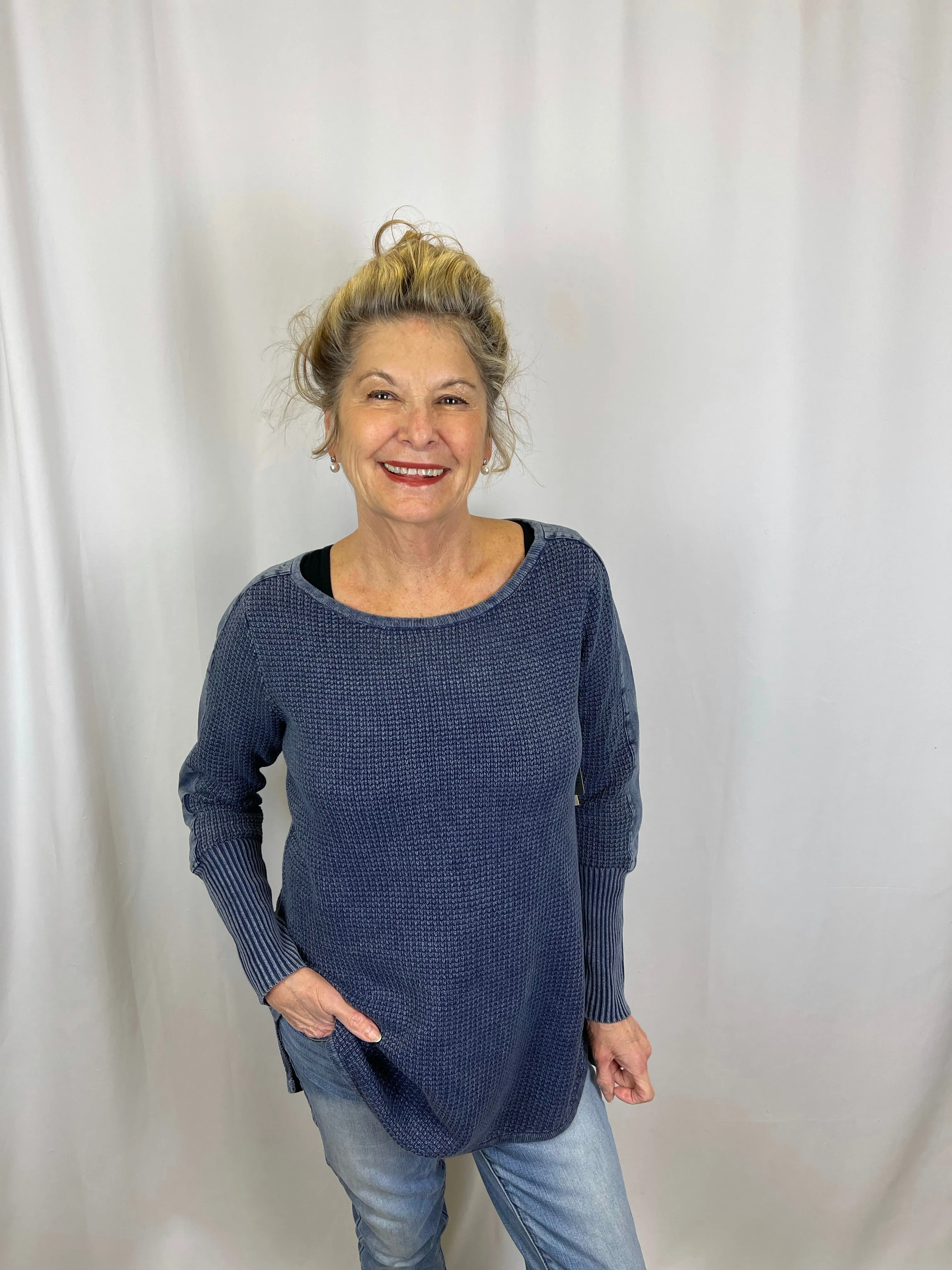 PBJ Seed Stitch Hi Lo Pullover Indigo BL354