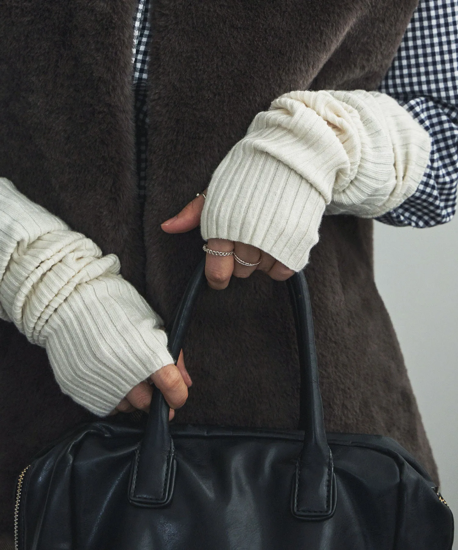 Rib arm warmer